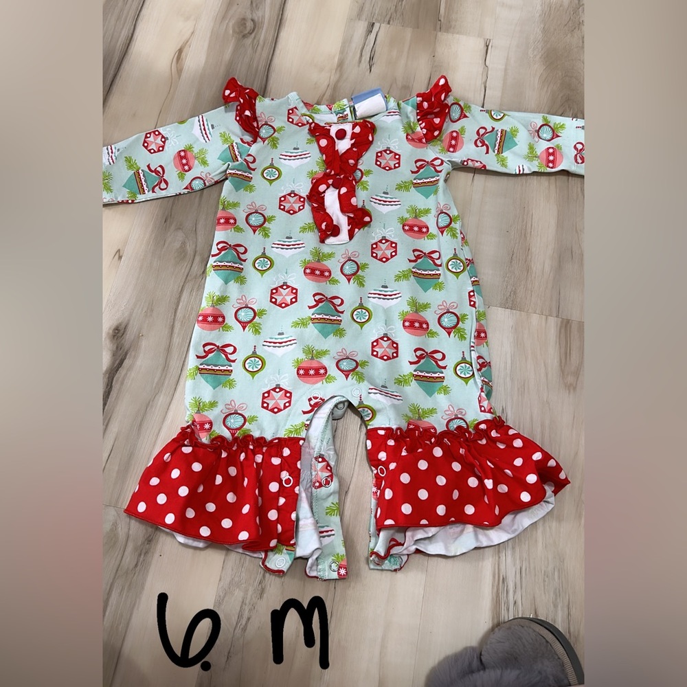 Baby girl 6 mo romper